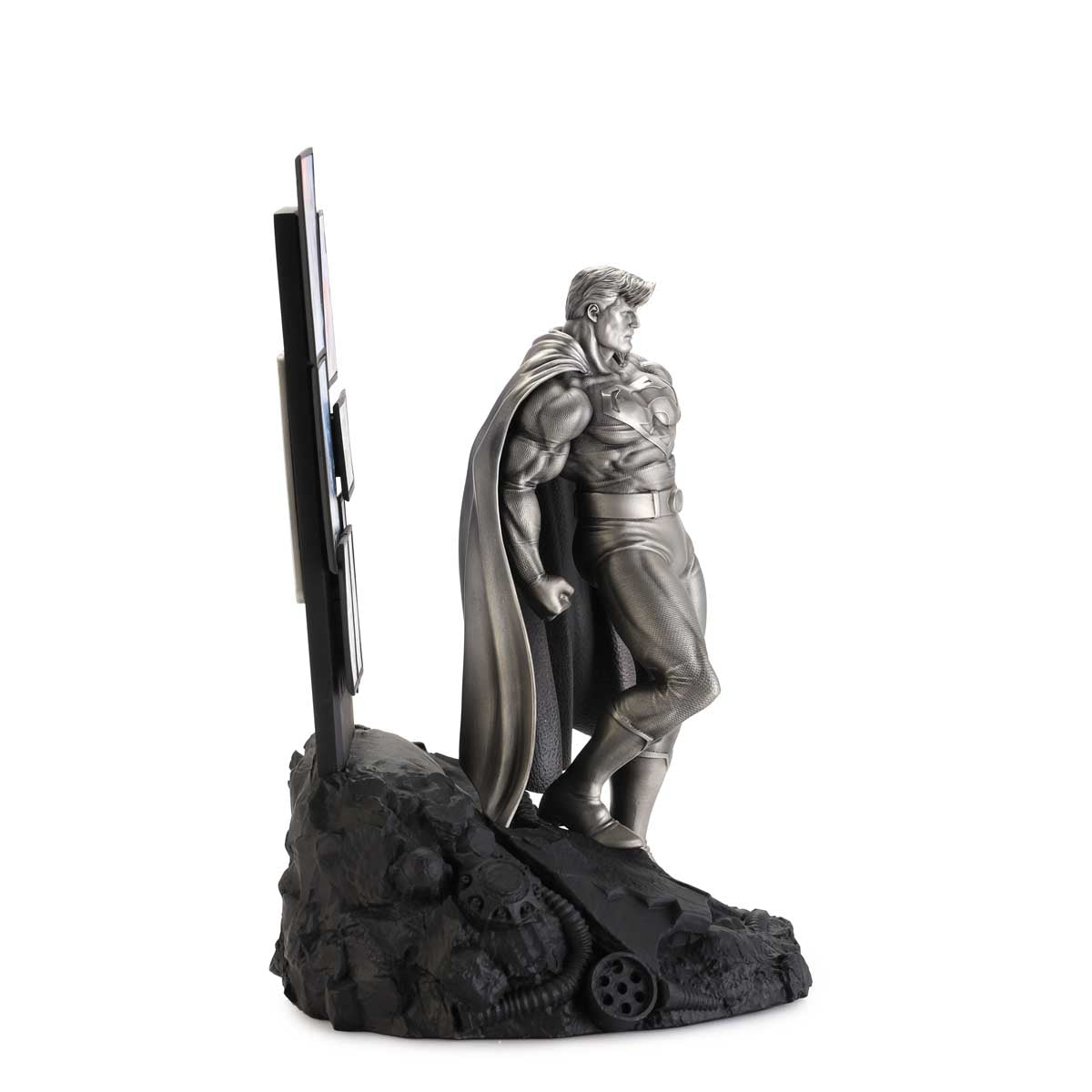 Superman The Dark Knight Returns Limited Edition Figurine - DC collectible Gift Statue side show collectibles figurines statues