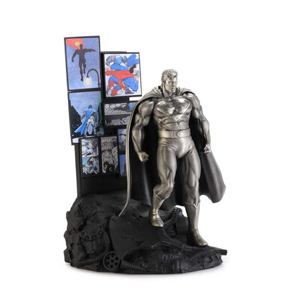 Superman The Dark Knight Returns Limited Edition Figurine - DC collectible Gift Statue side show collectibles figurines statues