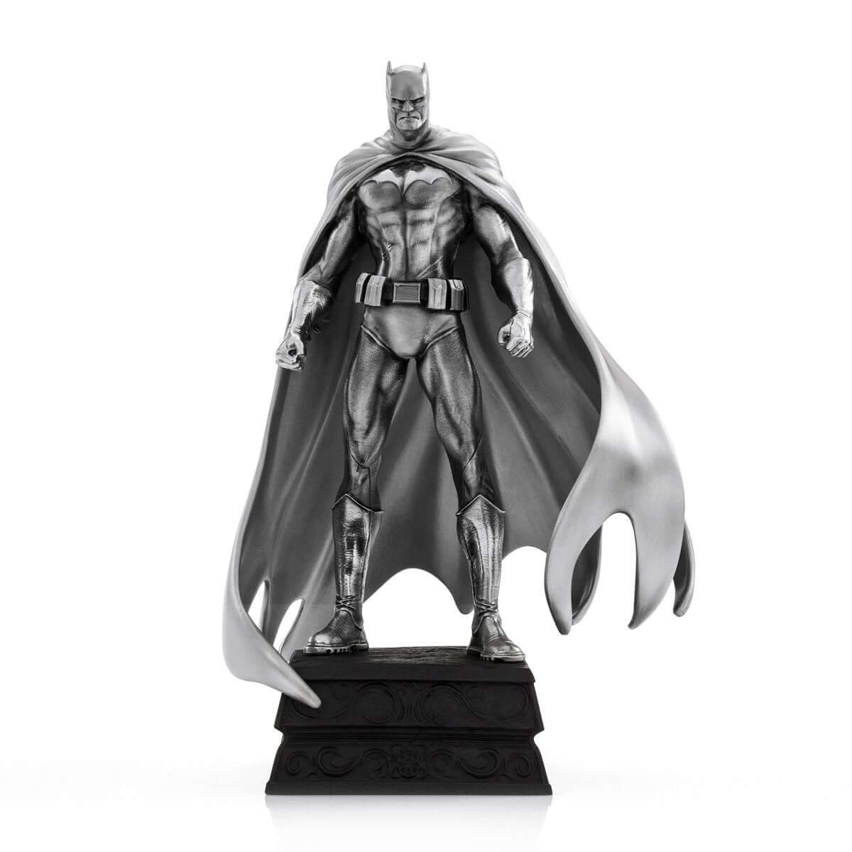 Batman Resolute Figurine - DC collectible Statue side show collectibles figurines statues