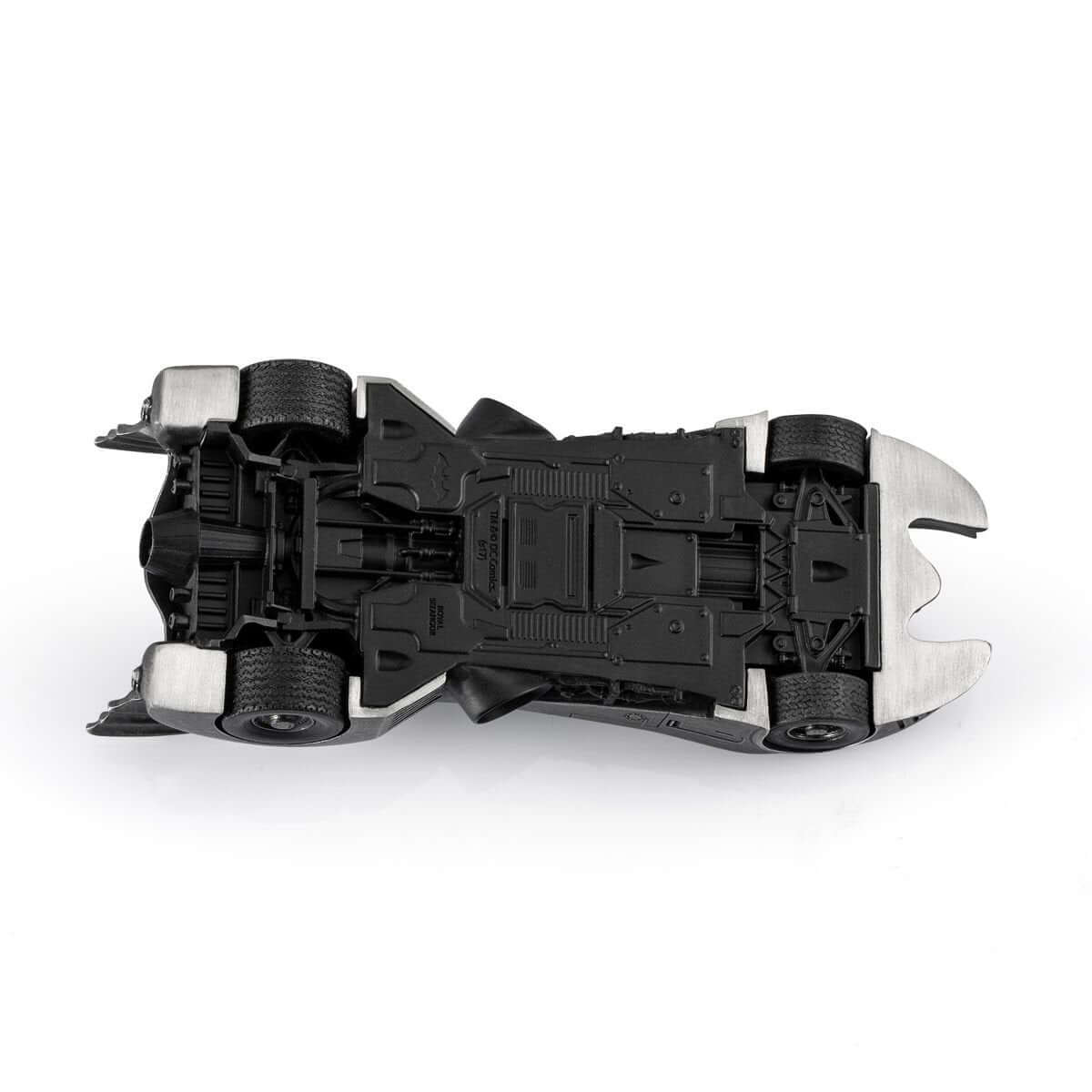 Batman Batmobile Figurine - DC collectible Statue side show collectibles figurines statues