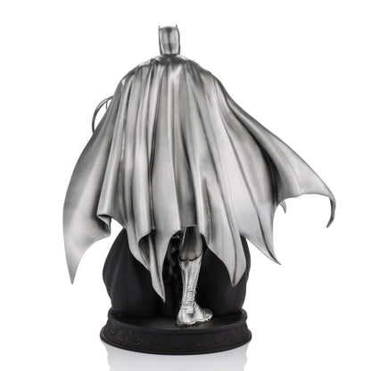 Batman Limited Edition Figurine - DC collectible Statue side show collectibles figurines statues