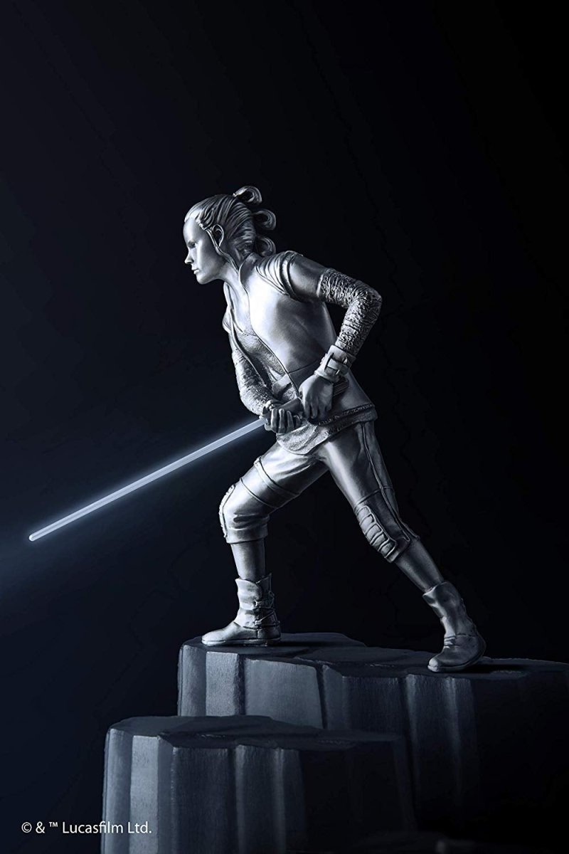 Star Wars Limited Edition Rey Statue - Collectible Statue Gift side show collectibles figurines statues